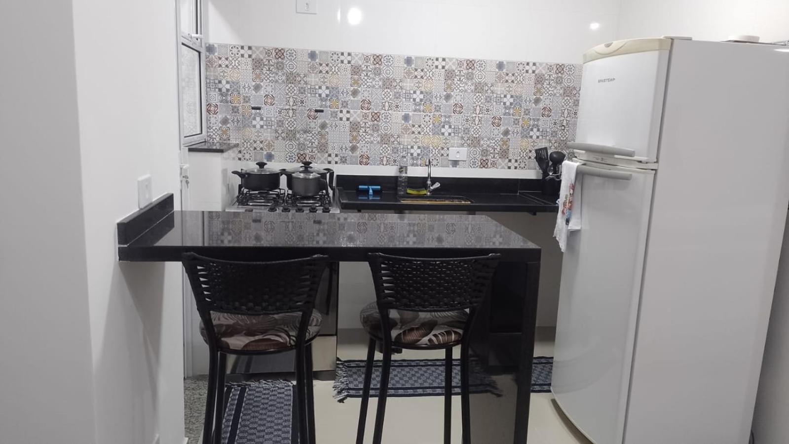 Casa Sete Enseada Ar Cond Suite E Estacionamento Gratis E Uma Otima Localizacao Na Enseada غوارويا المظهر الخارجي الصورة